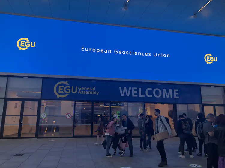 egu2.jpg